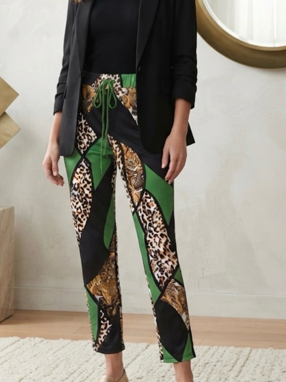 Stylish Green and Black Patterned Women's Pants M